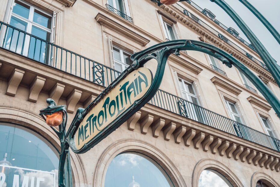 photo bouche de métro Guimard art nouveau