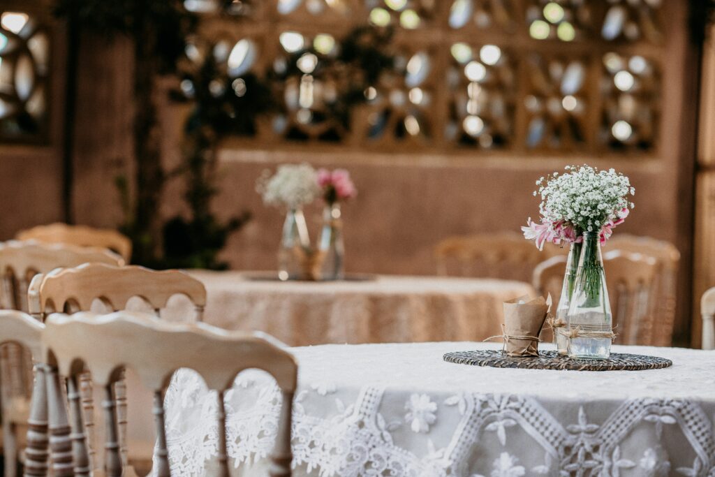 Photo de Vitor Monthay sur Unsplash
déco mariage vintage